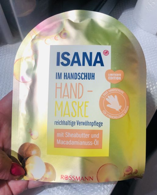 akcja denkowanie! grudzień - kosmetyki w świątecznych opakowaniach i świątecznych kolorach 🎄❄️⛄🎀🎁🎅