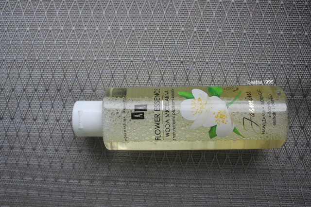 AA Flower Essence, Woda micelarna z naturalnymi płatkami kwiatów, Jasmine