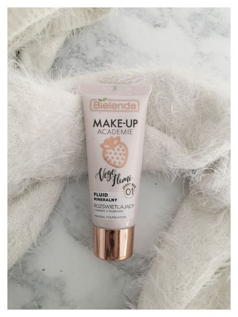 Bielenda Make-Up Academie, Vege Flumi, Fluid do twarzy, Mineralny, nr 01