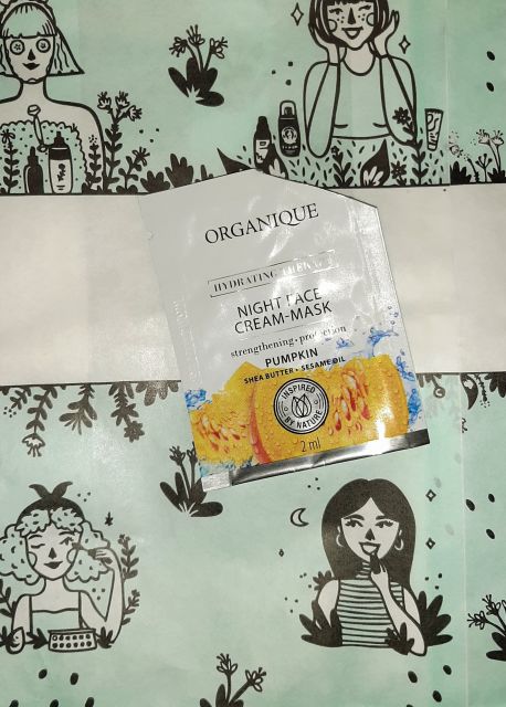 akcja denkowanie! grudzień - kosmetyki w świątecznych opakowaniach i świątecznych kolorach 🎄❄️⛄🎀🎁🎅