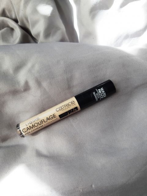 Catrice Liquid Camouflage, Korektor w płynie, nr 005 Light Natural
