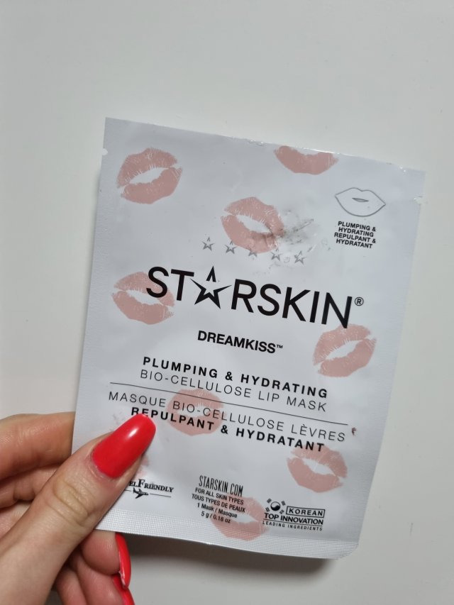 akcja denkowanie! grudzień - kosmetyki w świątecznych opakowaniach i świątecznych kolorach 🎄❄️⛄🎀🎁🎅