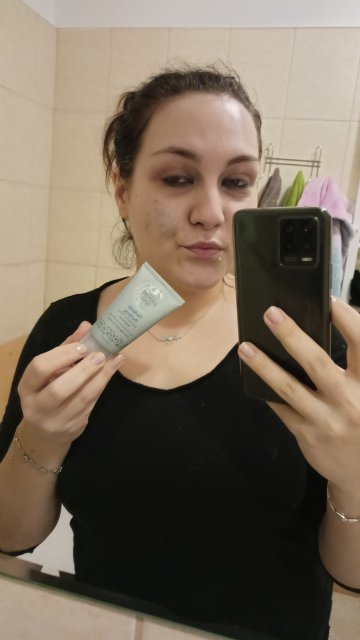 Delikatny peeling od Avon