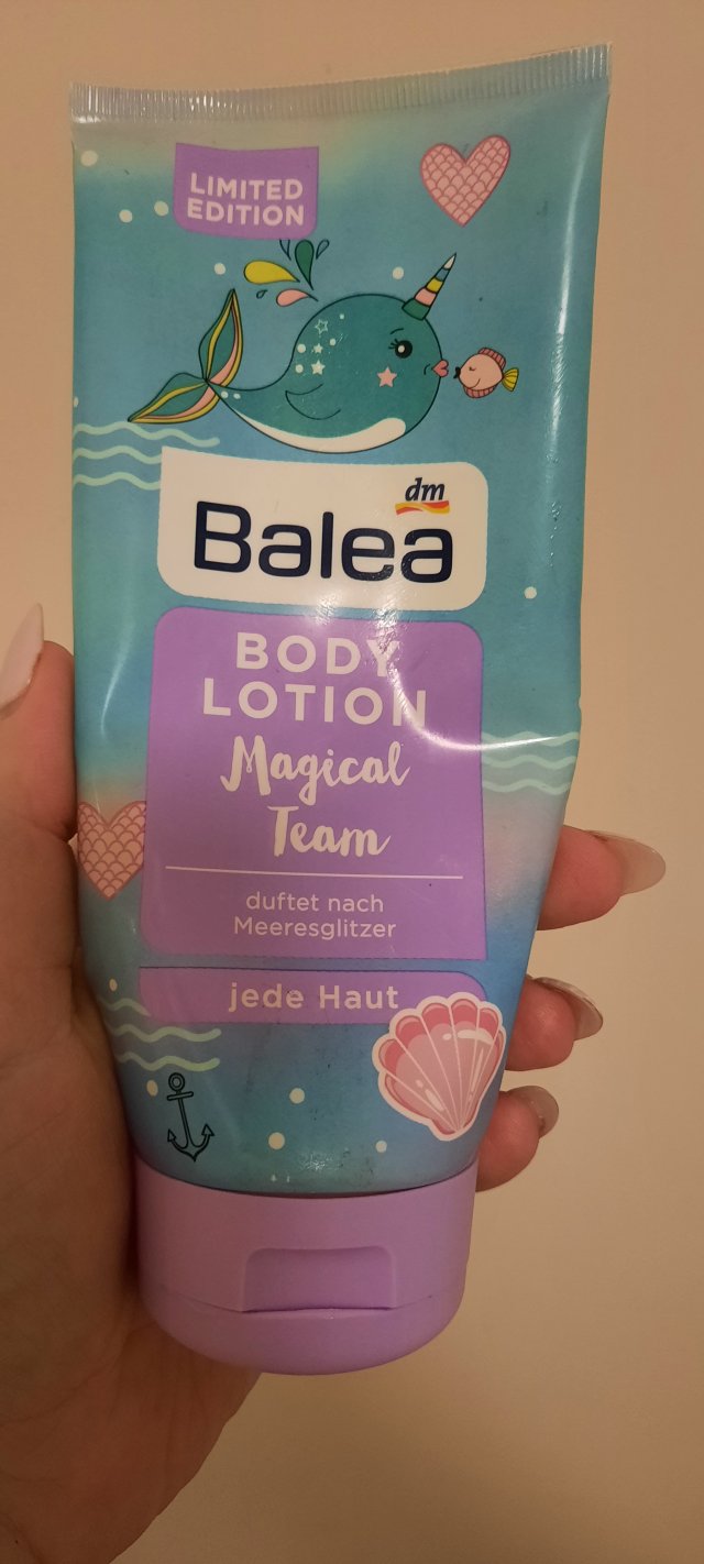 akcja denkowanie! grudzień - kosmetyki w świątecznych opakowaniach i świątecznych kolorach 🎄❄️⛄🎀🎁🎅