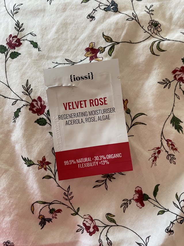 akcja denkowanie! grudzień - kosmetyki w świątecznych opakowaniach i świątecznych kolorach 🎄❄️⛄🎀🎁🎅