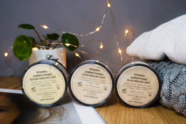 Podkłady mineralne pudry Neauty Minerals