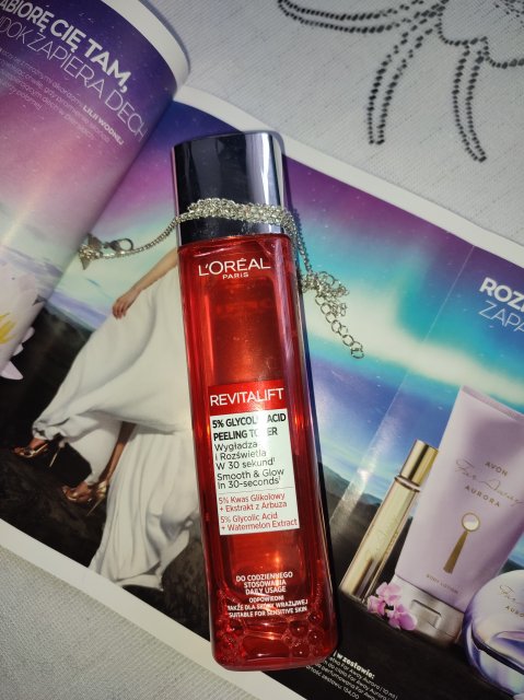 L'Oréal Revitalift,TONIK ZŁUSZCZAJĄCY Z KWASEM GLIKOLOWYM 