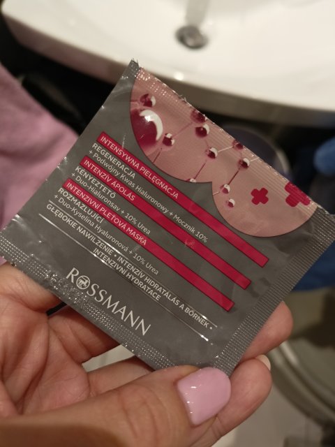 akcja denkowanie! grudzień - kosmetyki w świątecznych opakowaniach i świątecznych kolorach 🎄❄️⛄🎀🎁🎅