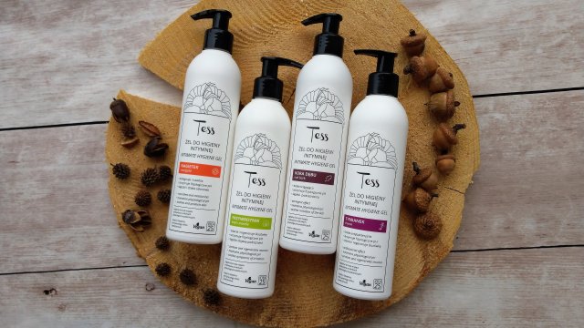 Żele do higieny intymnej Tess : Kora Dębu, Tymianek, Nagietek i Przywrotnik