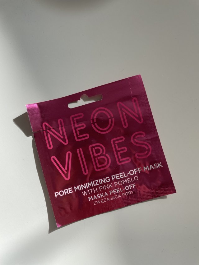 akcja denkowanie! grudzień - kosmetyki w świątecznych opakowaniach i świątecznych kolorach 🎄❄️⛄🎀🎁🎅