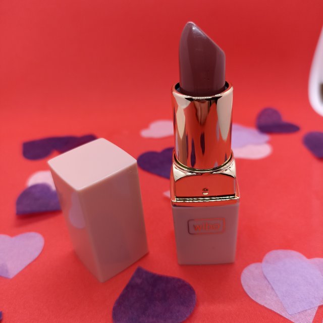 Glossy nudę, 4, Wibo