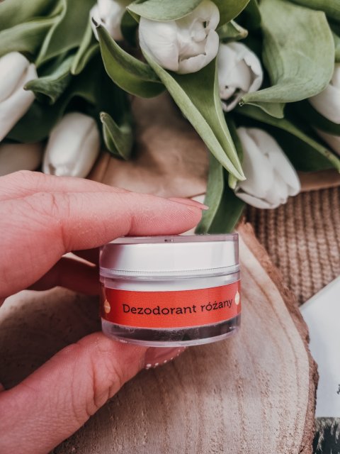 La le dezodorant w kremie, Róża