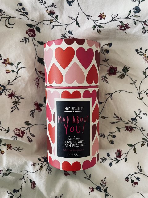 akcja denkowanie! grudzień - kosmetyki w świątecznych opakowaniach i świątecznych kolorach 🎄❄️⛄🎀🎁🎅