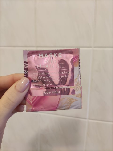 akcja denkowanie! grudzień - kosmetyki w świątecznych opakowaniach i świątecznych kolorach 🎄❄️⛄🎀🎁🎅