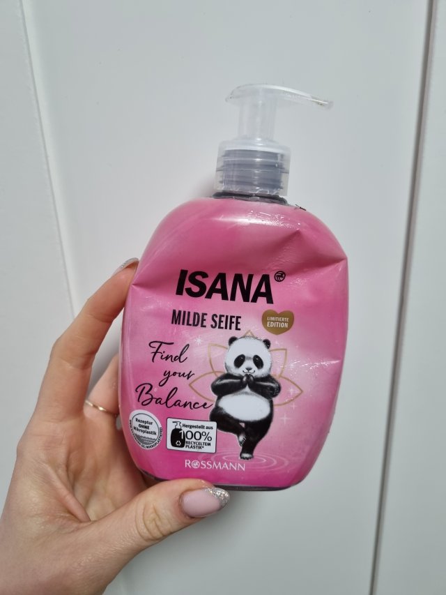 akcja denkowanie! grudzień - kosmetyki w świątecznych opakowaniach i świątecznych kolorach 🎄❄️⛄🎀🎁🎅