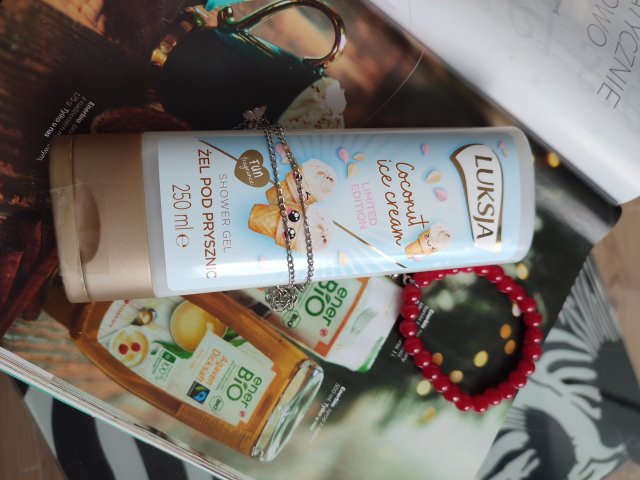 Luksja Żel pod prysznic, Limited Edition, Coconut Ice Cream