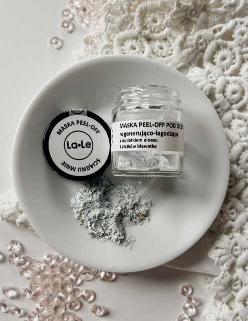La le Maska pod oczy, Peel Off, Z aloesem i płatkami bławatka