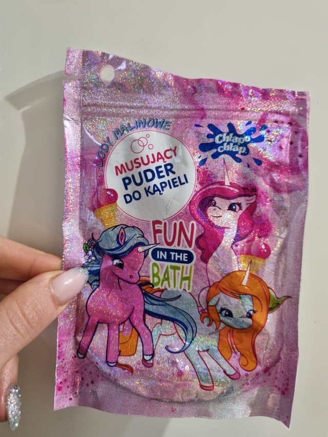 akcja denkowanie! grudzień - kosmetyki w świątecznych opakowaniach i świątecznych kolorach 🎄❄️⛄🎀🎁🎅