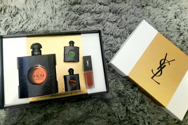 Yves Saint Laurent Woda perfumowana, Black Opium EDP