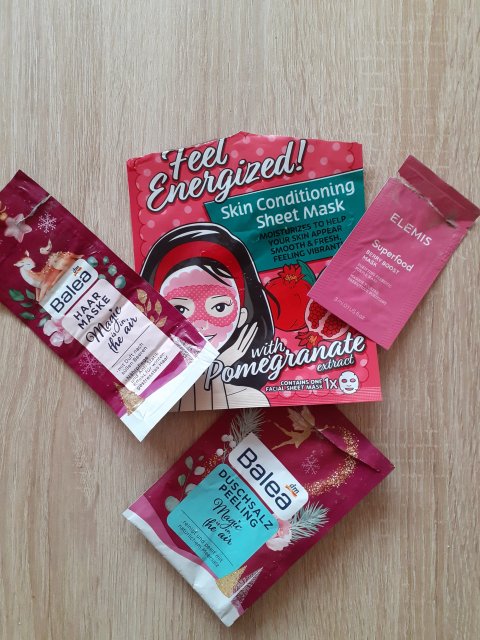 akcja denkowanie! grudzień - kosmetyki w świątecznych opakowaniach i świątecznych kolorach 🎄❄️⛄🎀🎁🎅