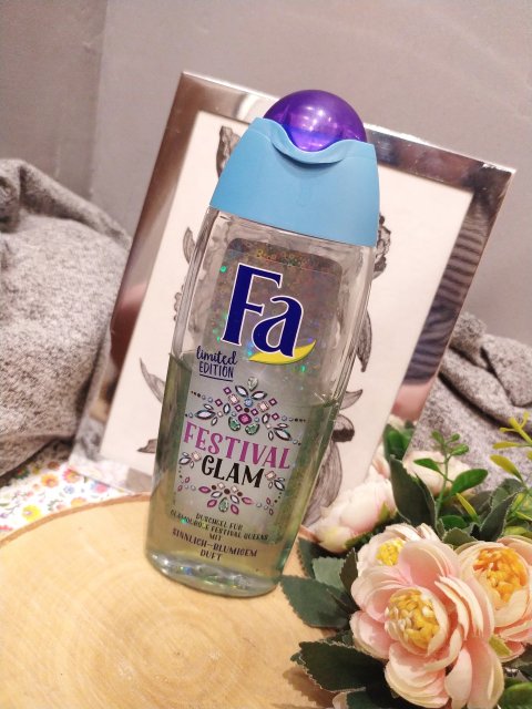 Fa, Festival Glam