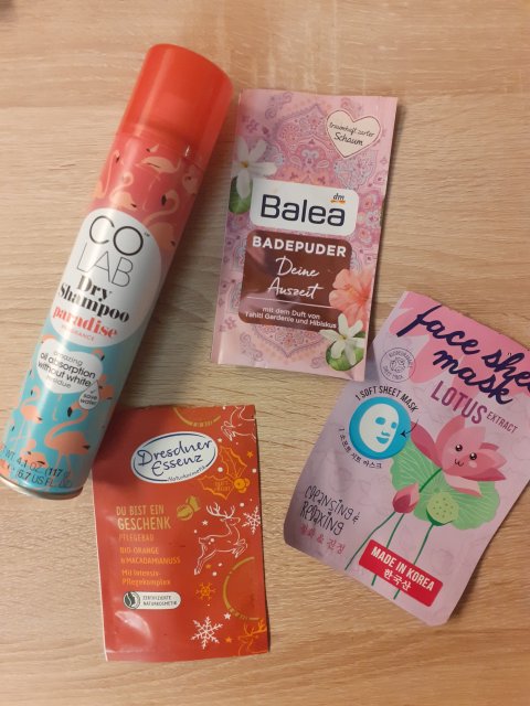 akcja denkowanie! grudzień - kosmetyki w świątecznych opakowaniach i świątecznych kolorach 🎄❄️⛄🎀🎁🎅