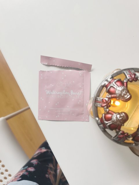 akcja denkowanie! grudzień - kosmetyki w świątecznych opakowaniach i świątecznych kolorach 🎄❄️⛄🎀🎁🎅