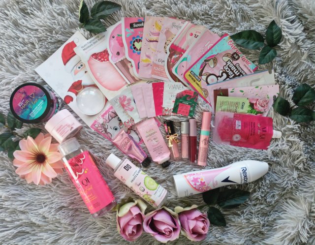 akcja denkowanie! grudzień - kosmetyki w świątecznych opakowaniach i świątecznych kolorach 🎄❄️⛄🎀🎁🎅