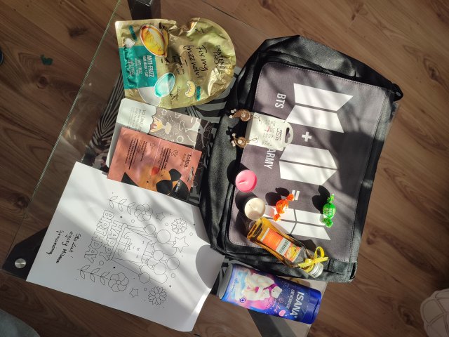 ✩ Kalendarz urodzinowy Clouders ✩