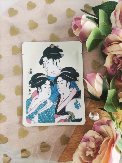 Maska do twarzy w płacie, Ukiyo-e, ze Złotem i Kwiatem Wiśni Japońskiej