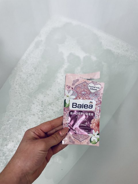 akcja denkowanie! grudzień - kosmetyki w świątecznych opakowaniach i świątecznych kolorach 🎄❄️⛄🎀🎁🎅