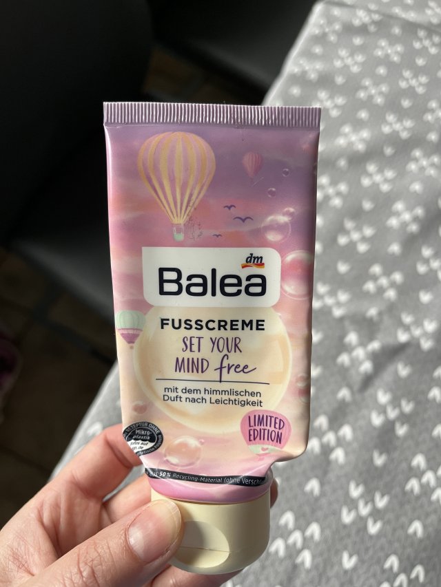 akcja denkowanie! grudzień - kosmetyki w świątecznych opakowaniach i świątecznych kolorach 🎄❄️⛄🎀🎁🎅