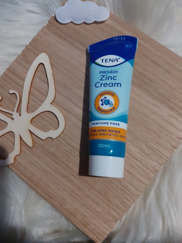Tena Krem do skóry, Łagodzący, Z cynkiem, Zinc Cream