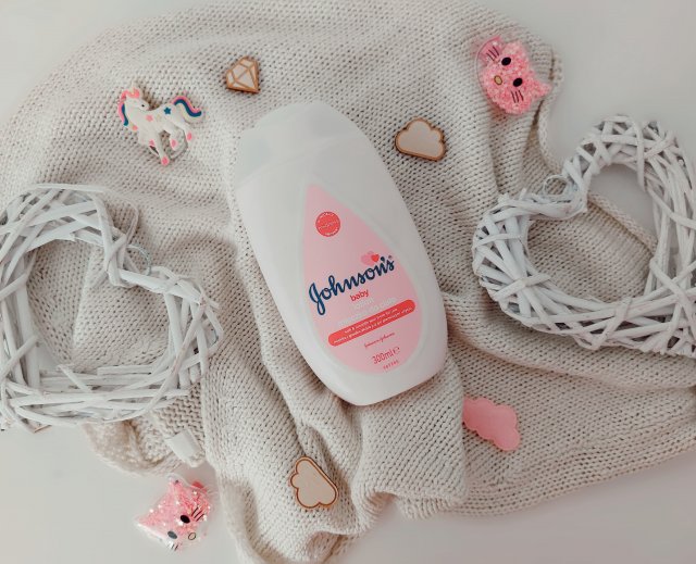 Johnson's baby Mleczko do ciała, Pielęgnujące 