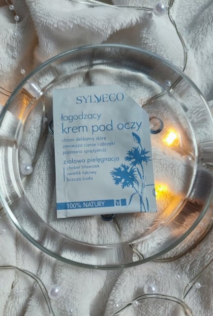 Sylveco Krem pod oczy, Łagodzący, Chaber, Bławatek, Świetlik łąkowy, Brzoza biała