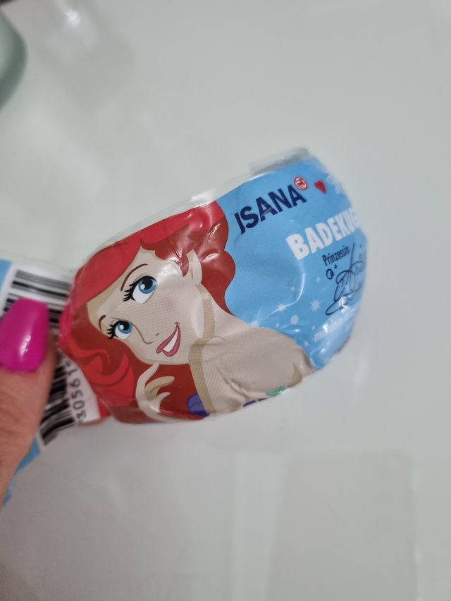 akcja denkowanie! grudzień - kosmetyki w świątecznych opakowaniach i świątecznych kolorach 🎄❄️⛄🎀🎁🎅