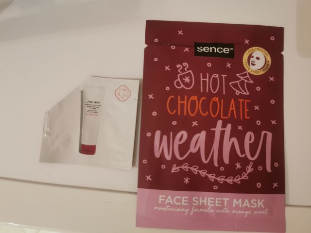 akcja denkowanie! grudzień - kosmetyki w świątecznych opakowaniach i świątecznych kolorach 🎄❄️⛄🎀🎁🎅