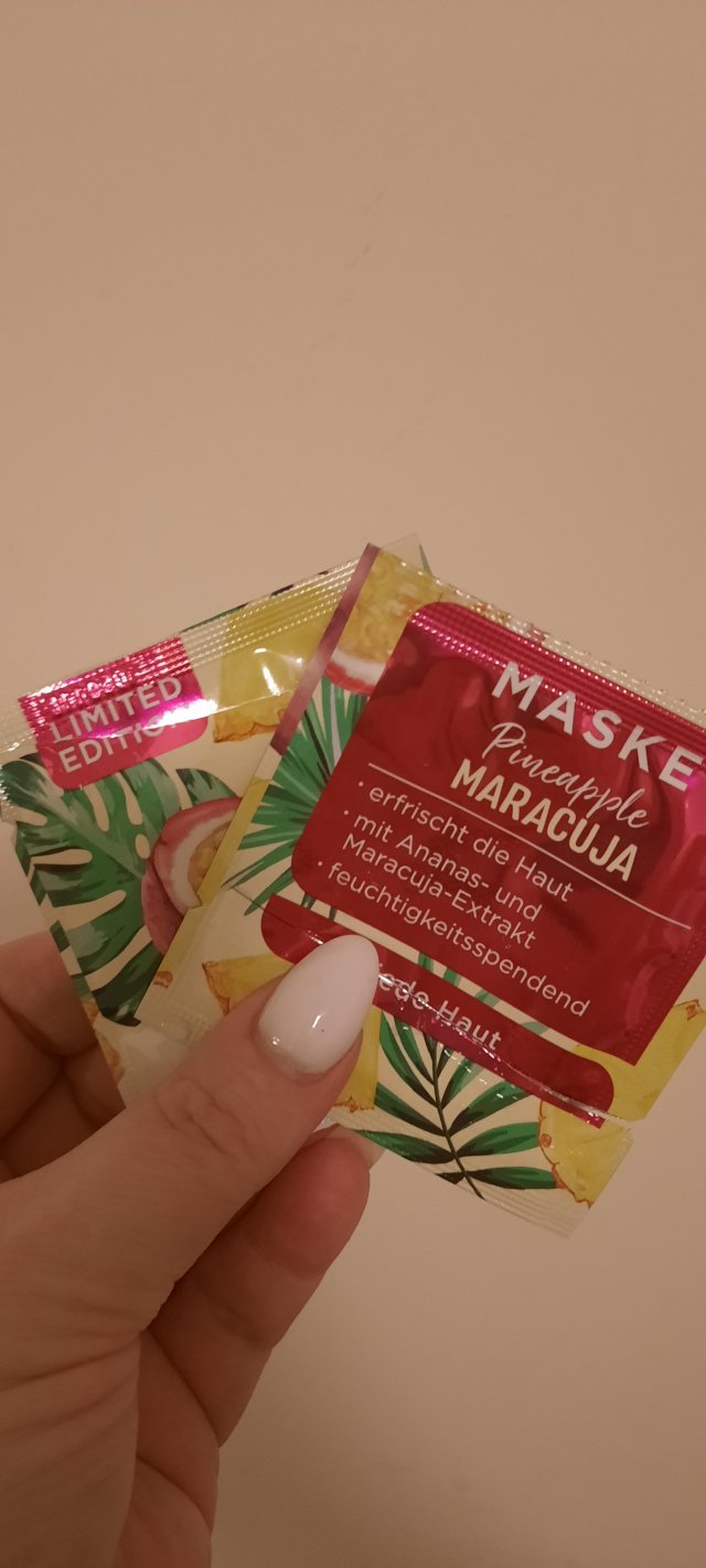 akcja denkowanie! grudzień - kosmetyki w świątecznych opakowaniach i świątecznych kolorach 🎄❄️⛄🎀🎁🎅