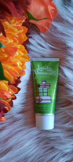 Faberlic Lovely Moments, Krem do rąk, Odżywienie i zmiękczenie