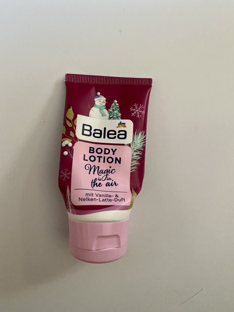 akcja denkowanie! grudzień - kosmetyki w świątecznych opakowaniach i świątecznych kolorach 🎄❄️⛄🎀🎁🎅