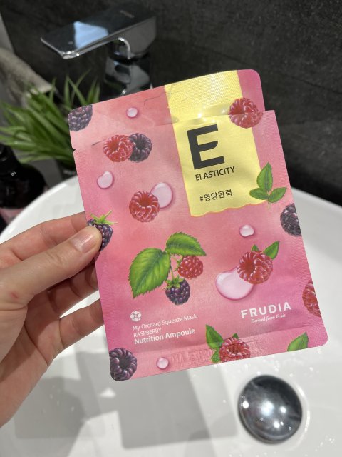 Frudia Maska do twarzy w płacie, My Orchard Squeeze Mask, Raspberry