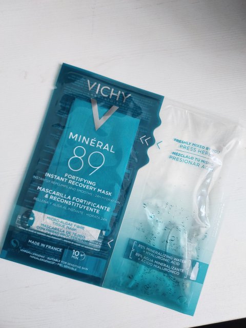 VICHY Laboratoires Mineral 89, Maska do twarzy, Wzmacniająca, Regeneracyjna, Z kwasem hialuronowym