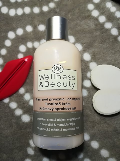 Wellness & Beauty Krem pod prysznic i do kąpieli, Masło shea & olej migdałowy