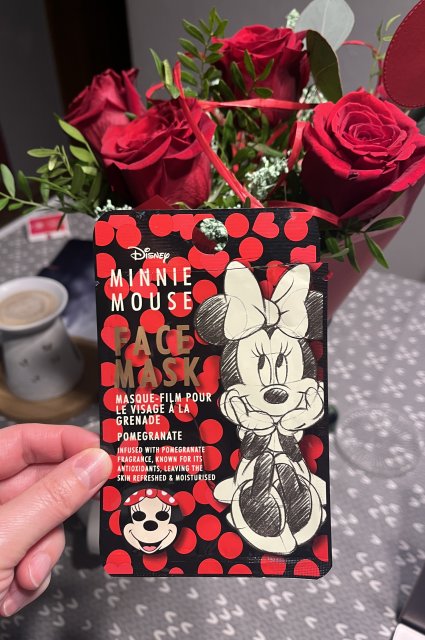 Mad Beauty Maska do twarzy w płacie, Pomegranate, Minnie Mouse