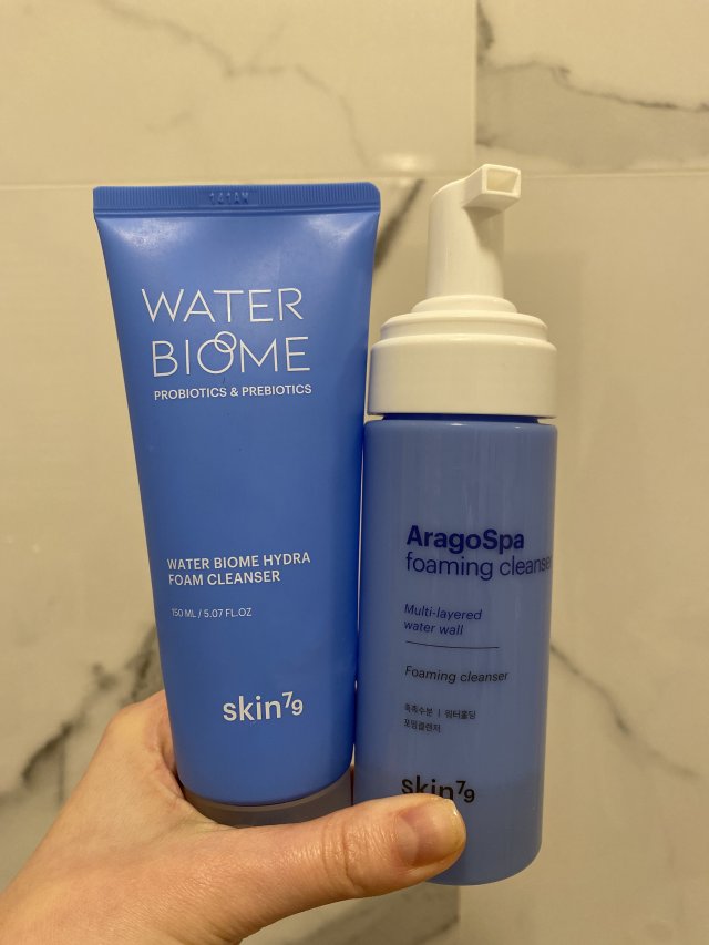 SKIN 79 Pianka do mycia twarzy, Water Biome Hydra Foam Cleanser, O łagodnym pH 