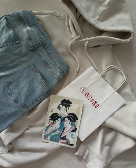 Mitomo Maska do twarzy w płacie, Ukiyo-e, ze Złotem i Kwiatem Wiśni Japońskiej