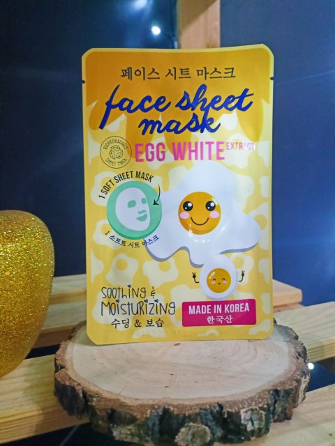 Jajeczne wygładzenie i nawilżenie 