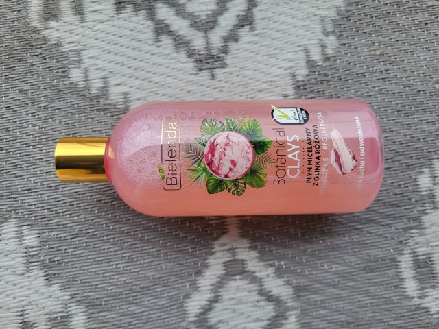 Bielenda Botanical Clays, Płyn micelarny do twarzy, Wegański, Z glinką różową 