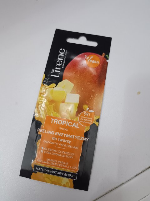 Lirene Dermoprogram, Peeling enzymatyczny do twarzy, Tropical Shake, Mango i Papaja