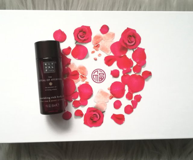 RITUALS Bogaty olejek do ciała, The Ritual of Ayurveda